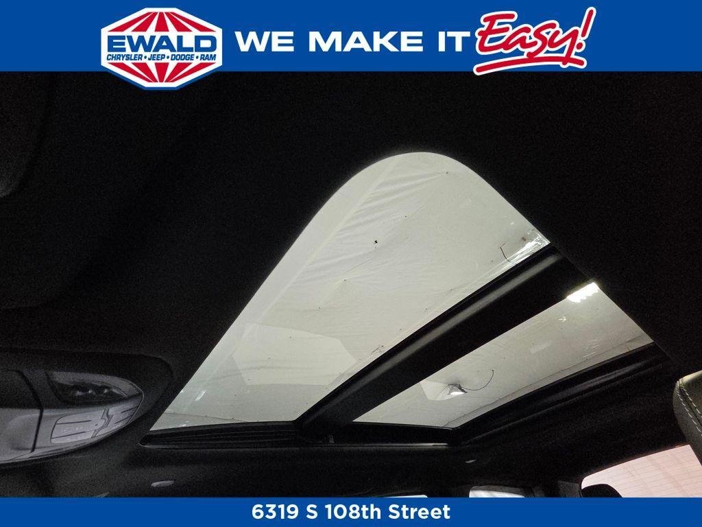 new 2026 Chrysler Pacifica car, priced at $46,857