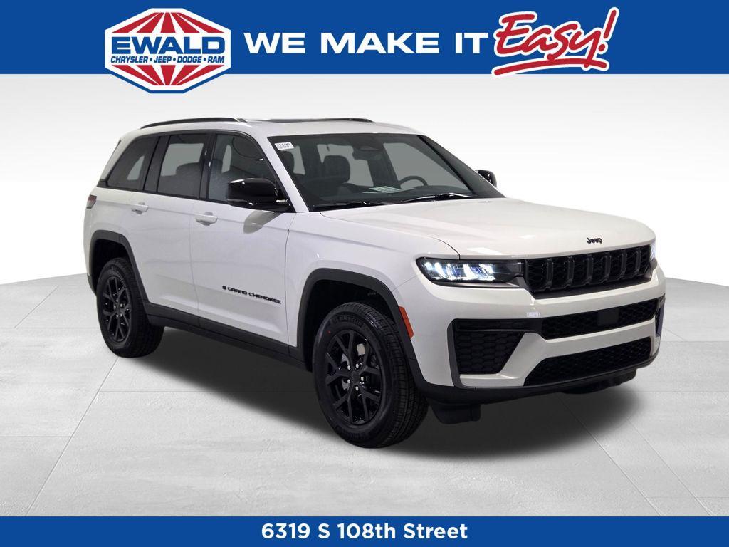 new 2026 Jeep Grand Cherokee car, priced at $43,453