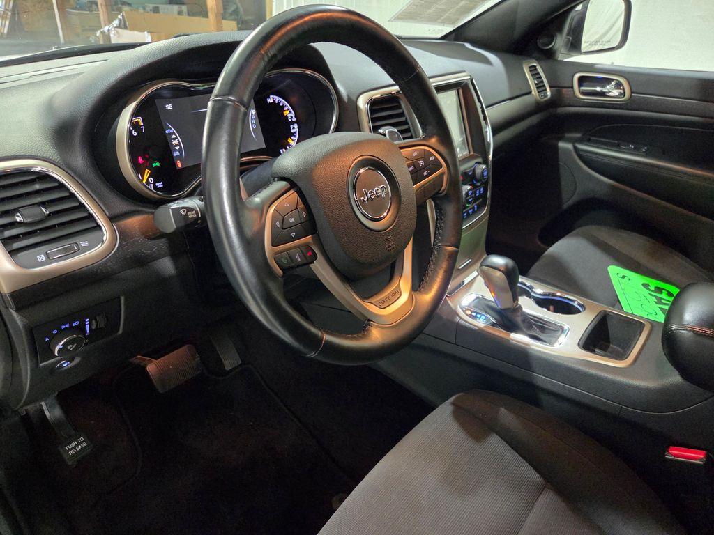 used 2017 Jeep Grand Cherokee car, priced at $14,000