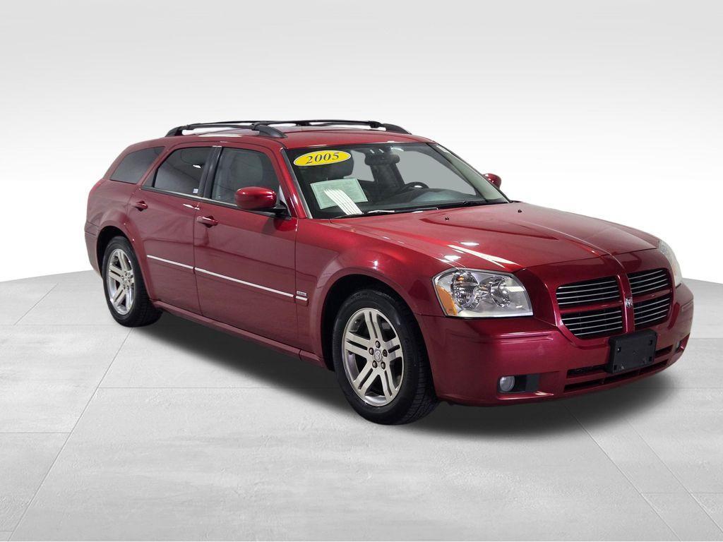 used 2005 Dodge Magnum car, priced at $9,357