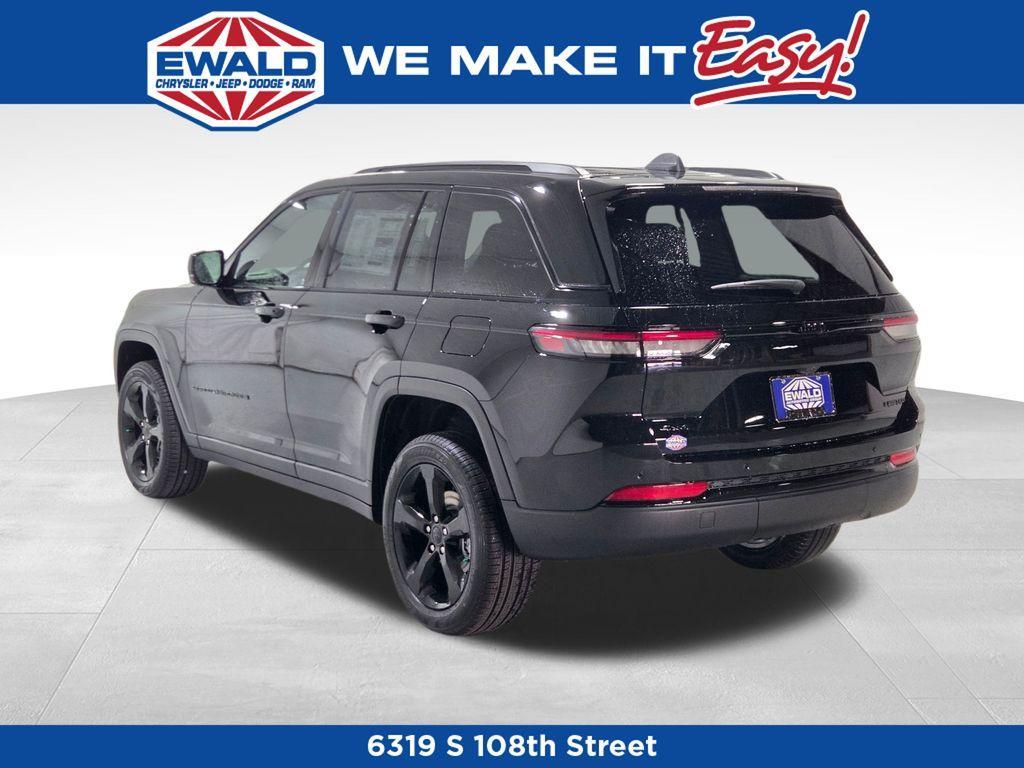 new 2025 Jeep Grand Cherokee car, priced at $47,582