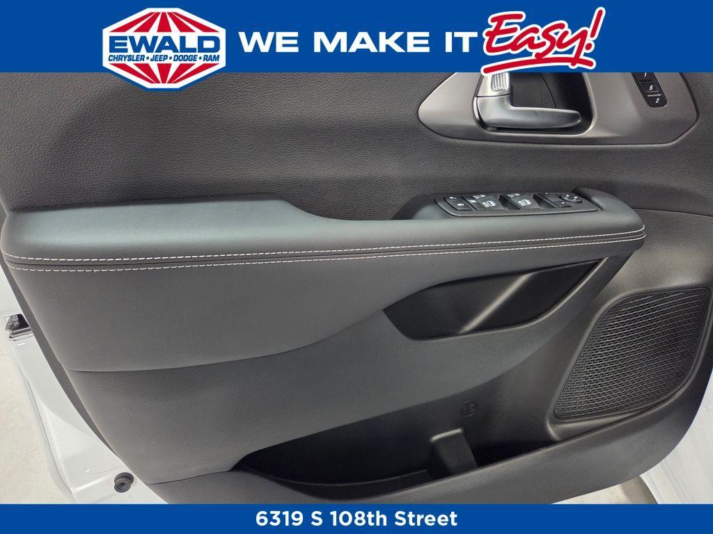 new 2026 Chrysler Pacifica car, priced at $43,999