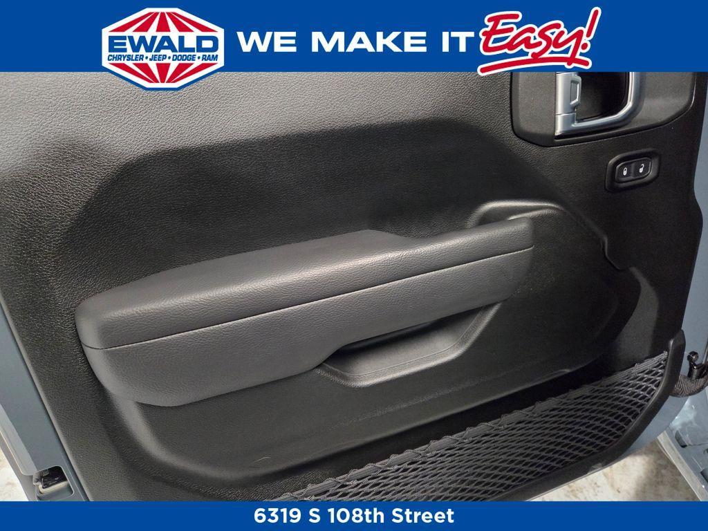 new 2026 Jeep Wrangler car, priced at $42,862