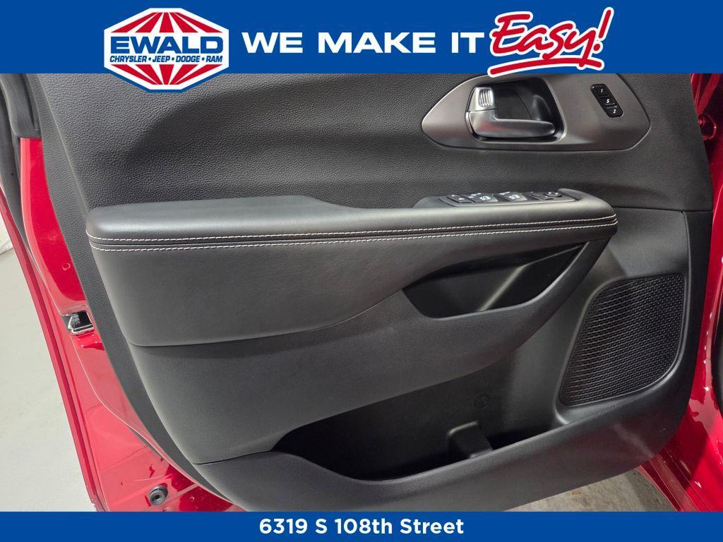 new 2026 Chrysler Pacifica car, priced at $47,128