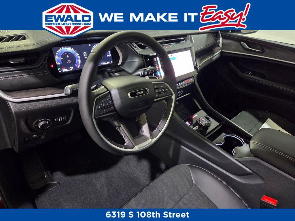new 2026 Jeep Grand Cherokee car, priced at $43,453