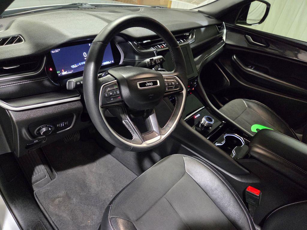 used 2022 Jeep Grand Cherokee car, priced at $31,800