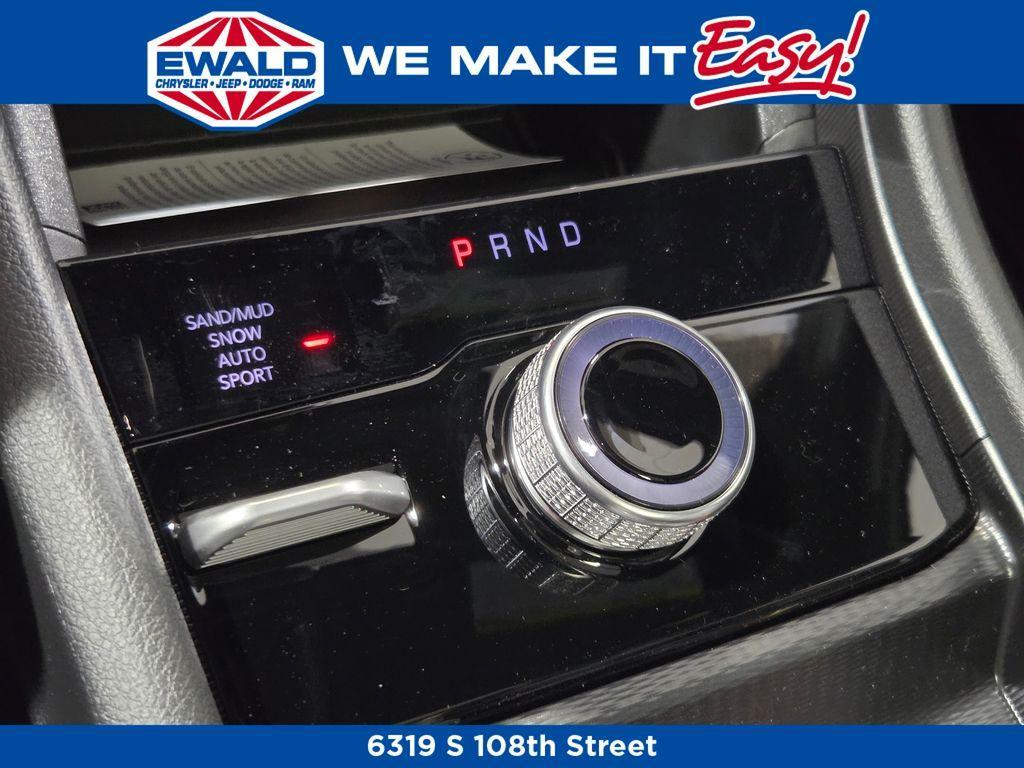 new 2025 Jeep Grand Cherokee L car, priced at $48,632