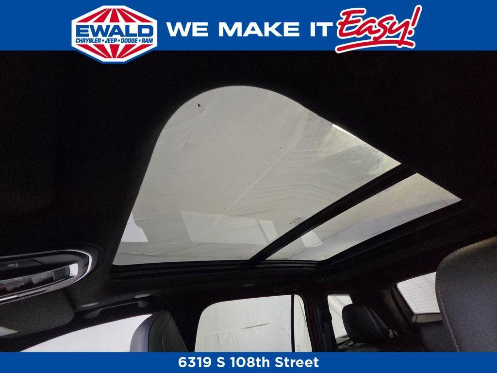 new 2026 Jeep Cherokee car, priced at $44,599