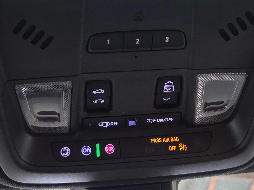 used 2022 Cadillac XT5 car, priced at $31,000