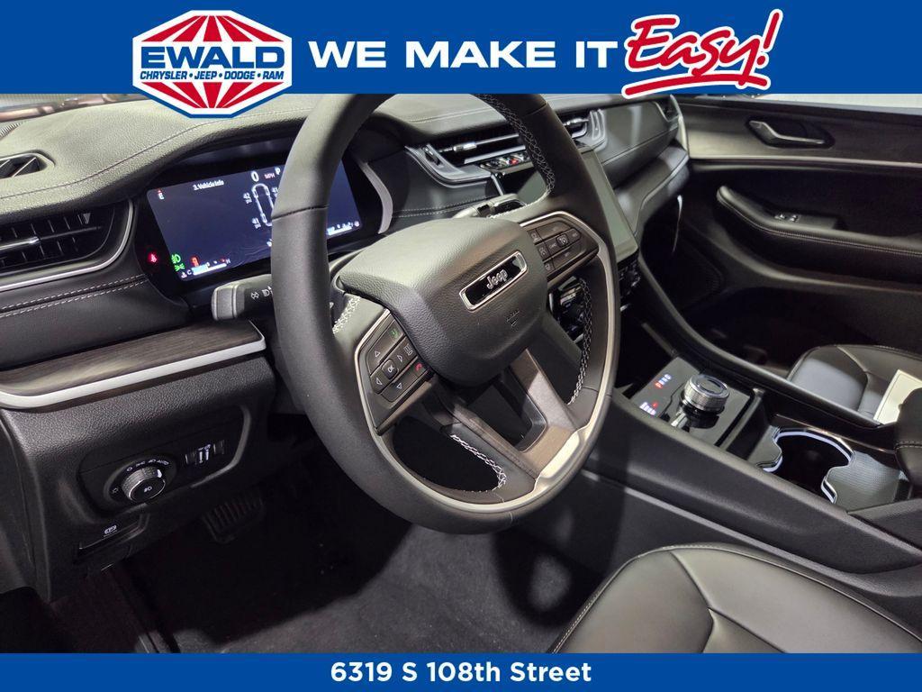 new 2025 Jeep Grand Cherokee L car, priced at $46,529