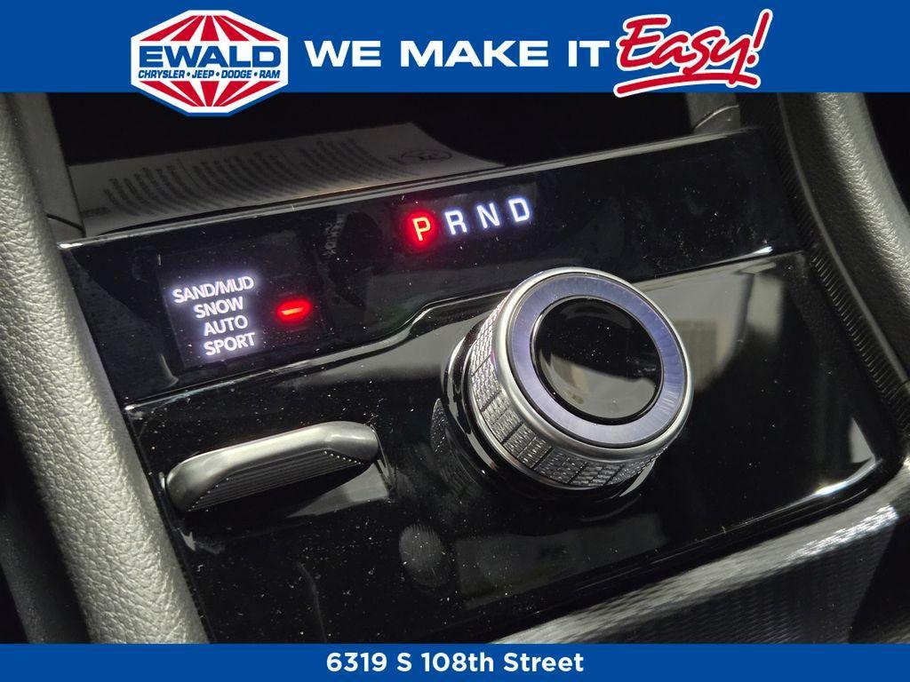 new 2025 Jeep Grand Cherokee L car, priced at $46,529