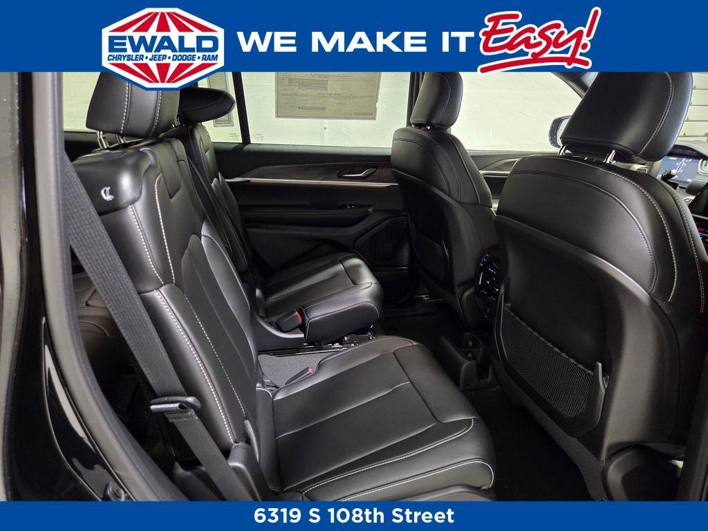 new 2025 Jeep Grand Cherokee L car, priced at $46,529