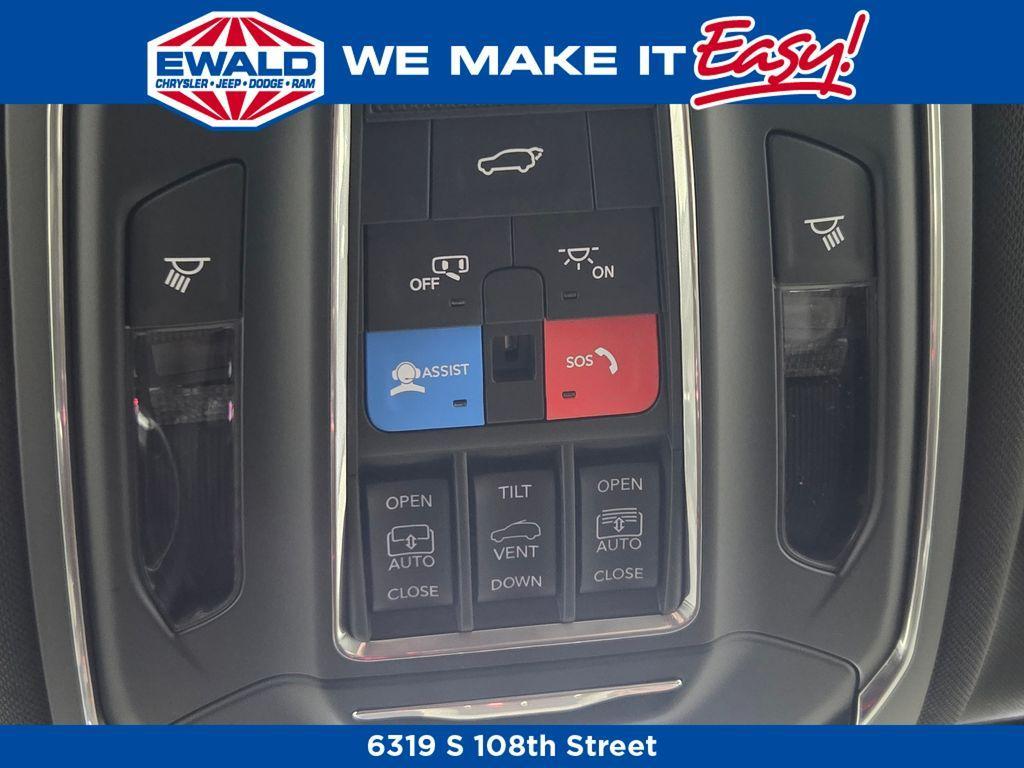 new 2025 Jeep Grand Cherokee L car, priced at $49,245