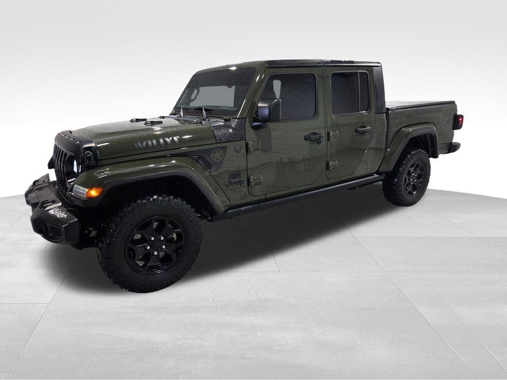 used 2023 Jeep Gladiator car, priced at $33,165