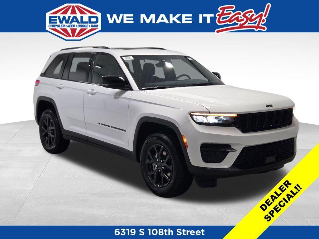 new 2025 Jeep Grand Cherokee car, priced at $36,819