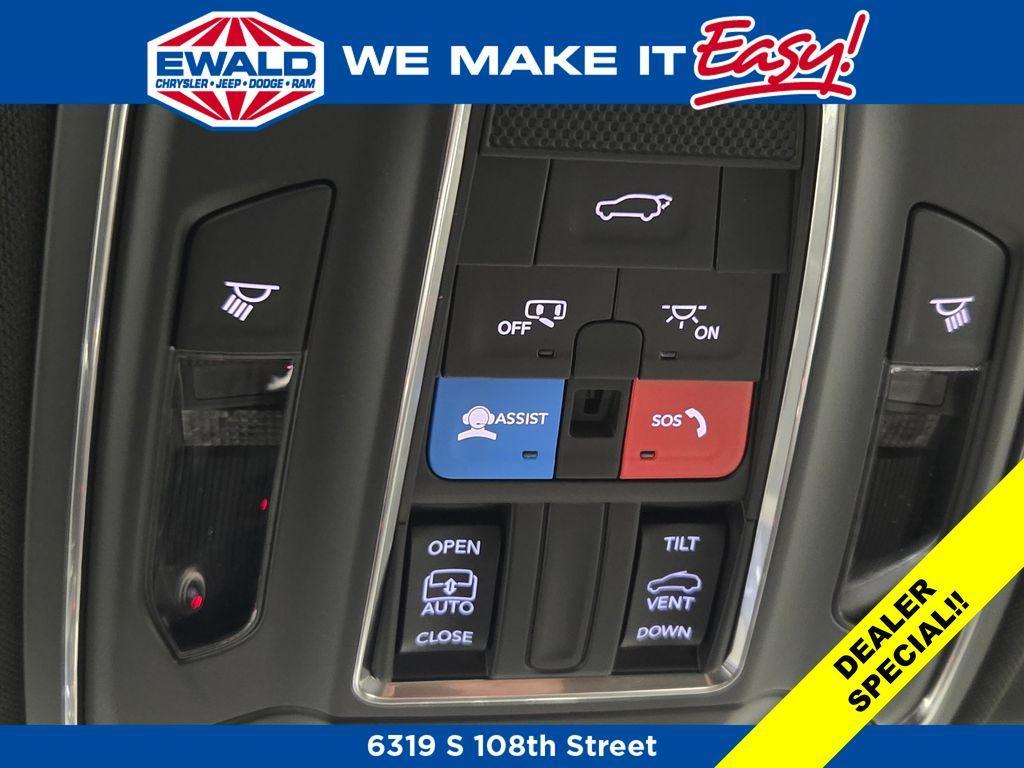 new 2025 Jeep Grand Cherokee car, priced at $36,819