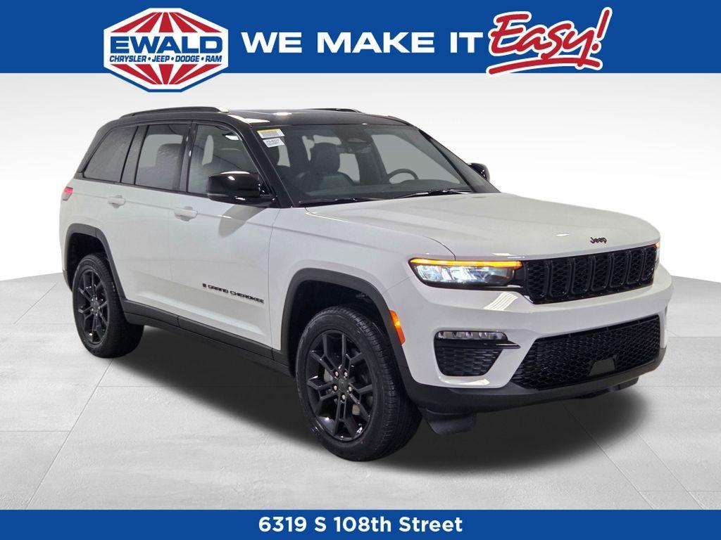 new 2025 Jeep Grand Cherokee car, priced at $47,935