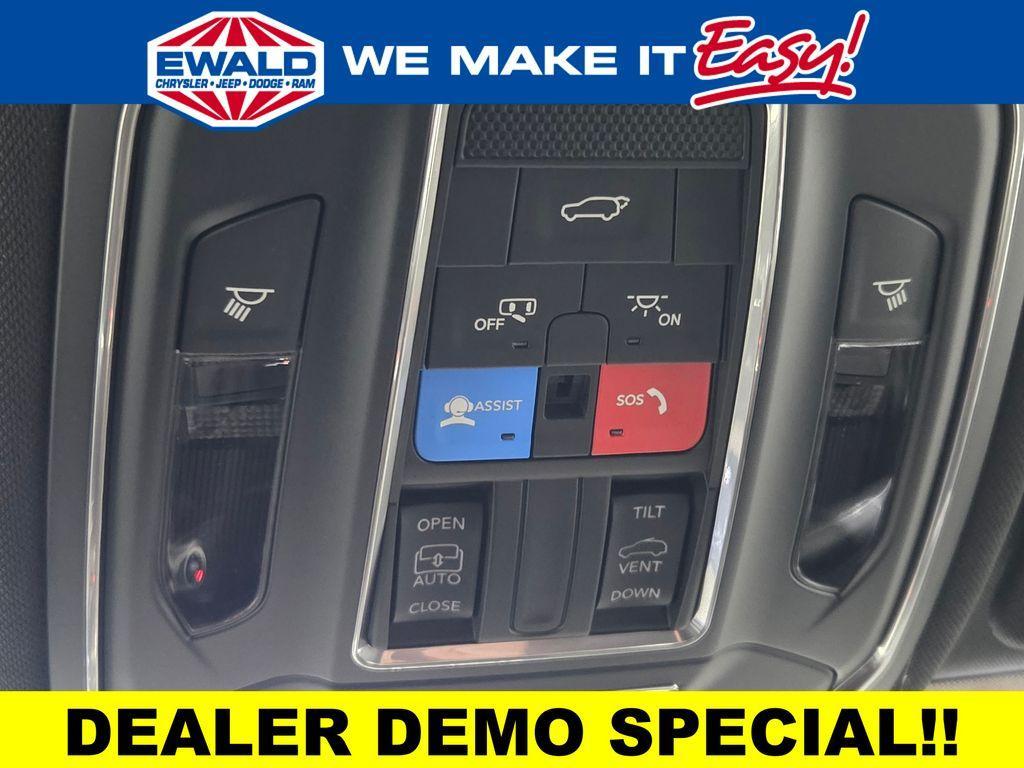 new 2025 Jeep Grand Cherokee L car, priced at $42,195