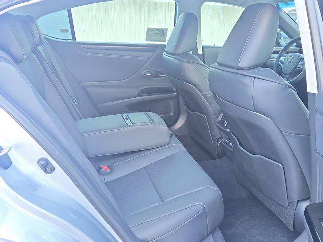 new 2025 Lexus ES 350 car, priced at $48,264