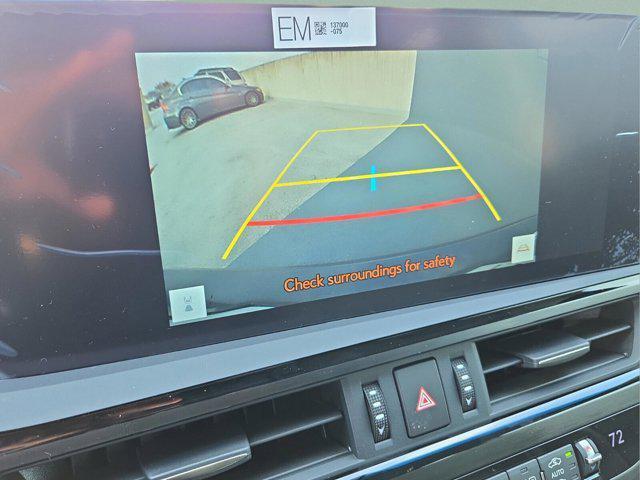 new 2025 Lexus ES 350 car, priced at $49,605