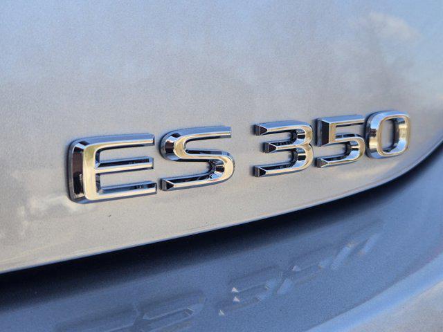 new 2025 Lexus ES 350 car, priced at $48,789