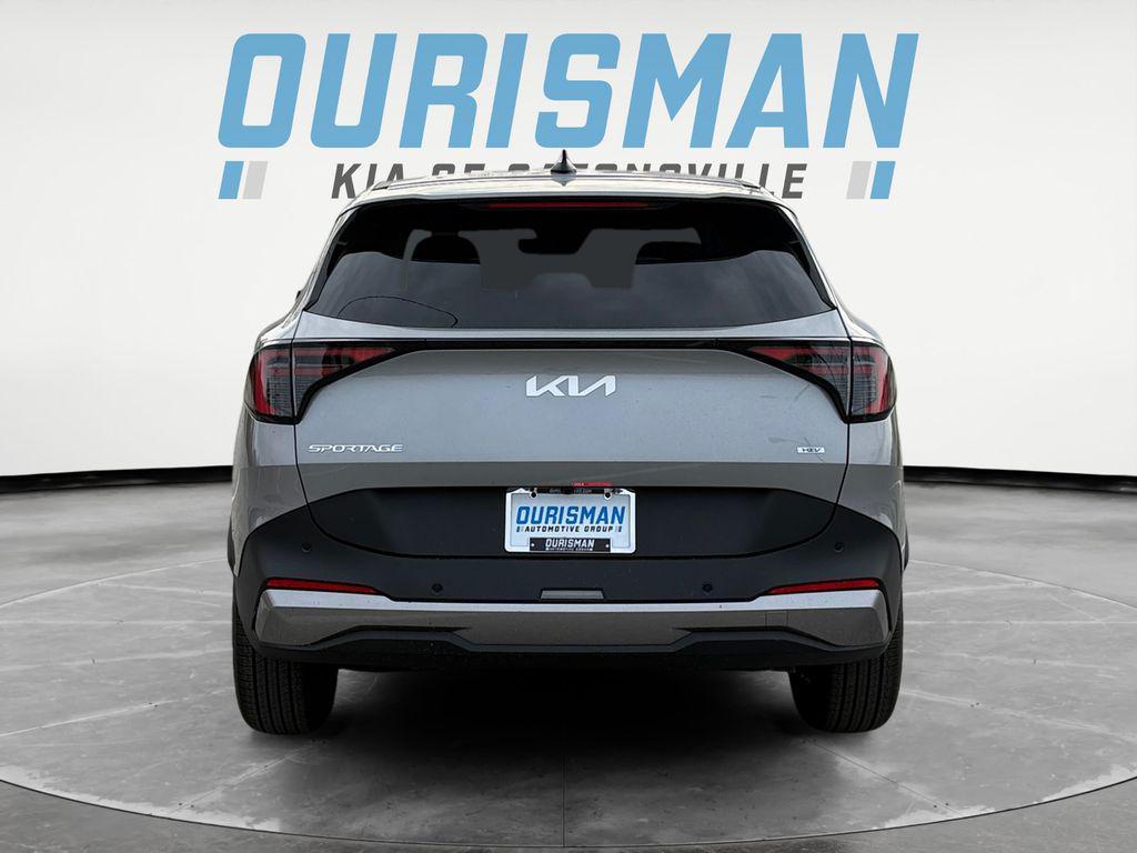 new 2026 Kia Sportage Hybrid car, priced at $30,658