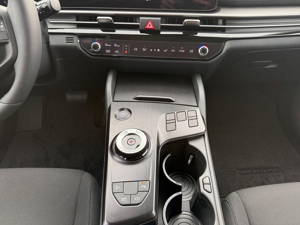 new 2026 Kia Sportage Hybrid car, priced at $30,658
