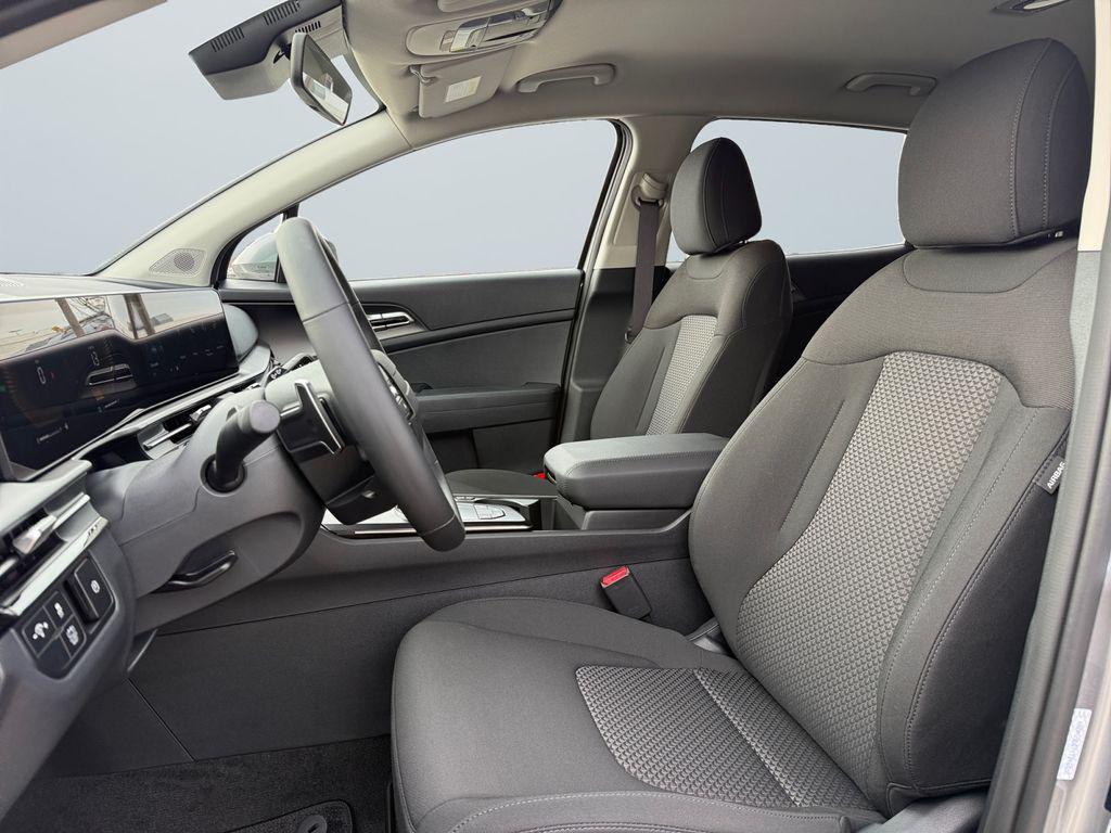 new 2026 Kia Sportage Hybrid car, priced at $30,658