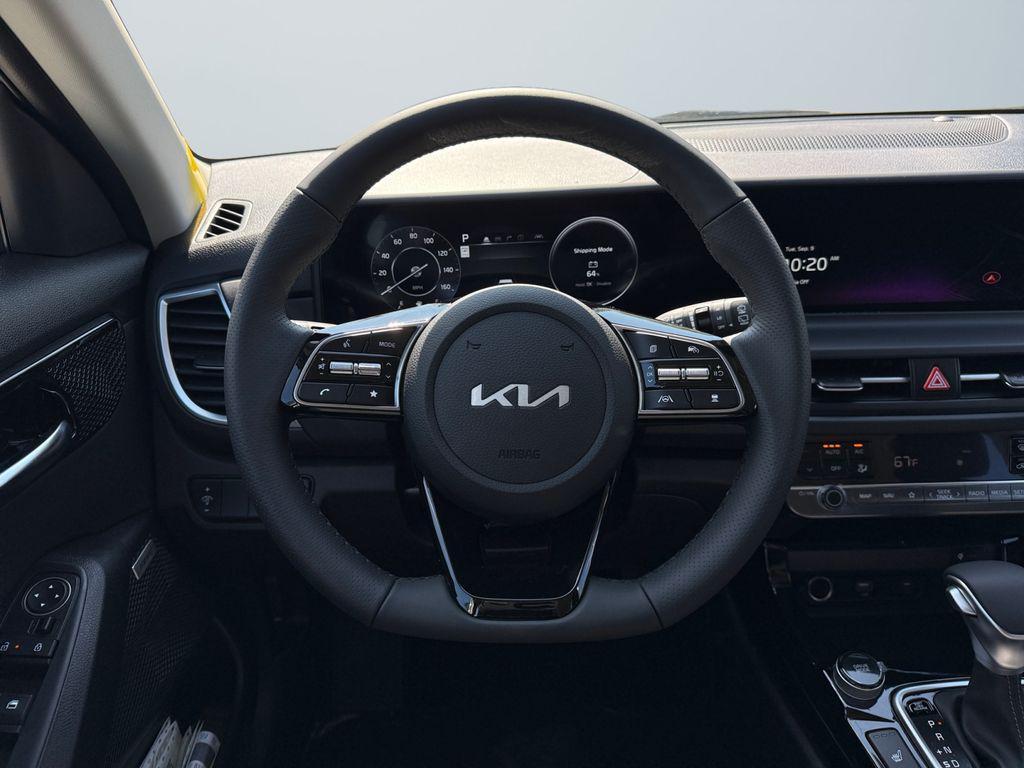 new 2026 Kia Seltos car, priced at $32,093