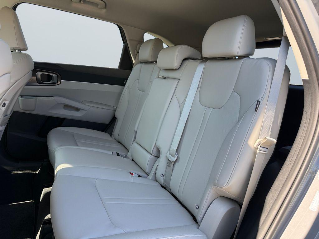 new 2026 Kia Sorento car, priced at $40,286