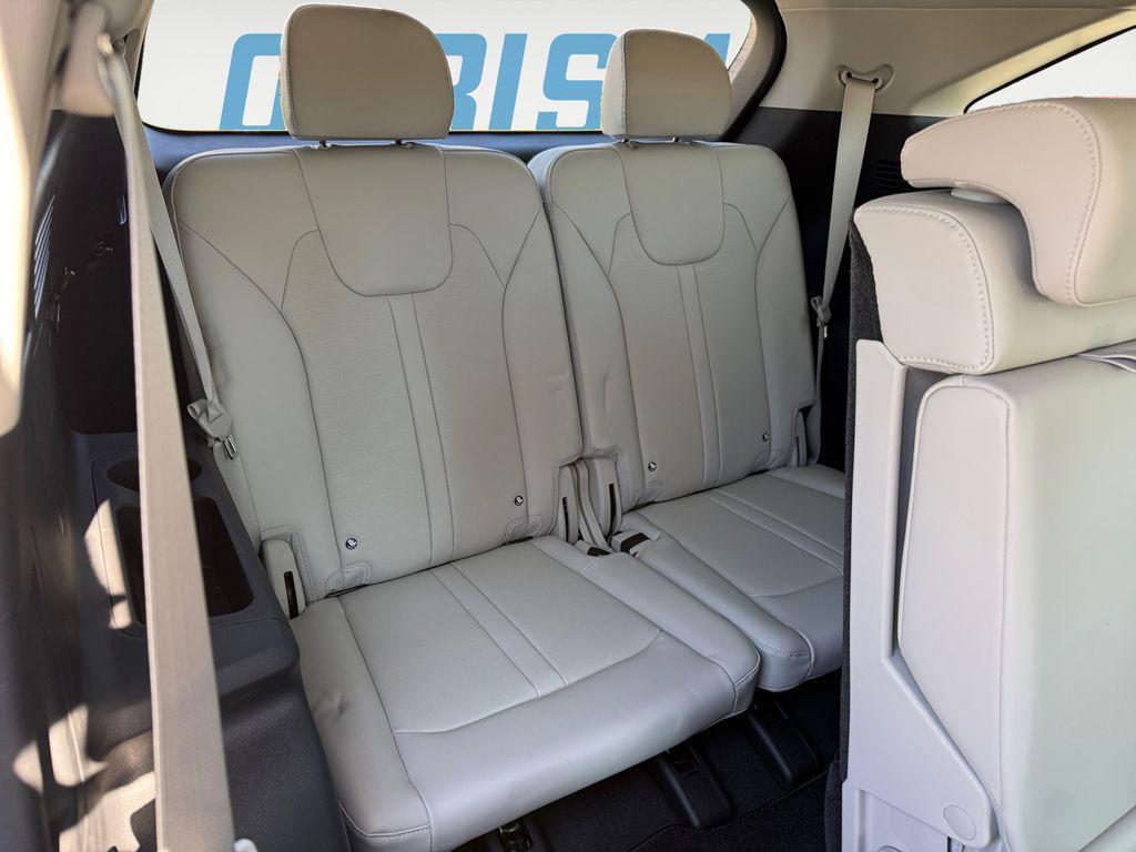 new 2026 Kia Sorento car, priced at $40,286