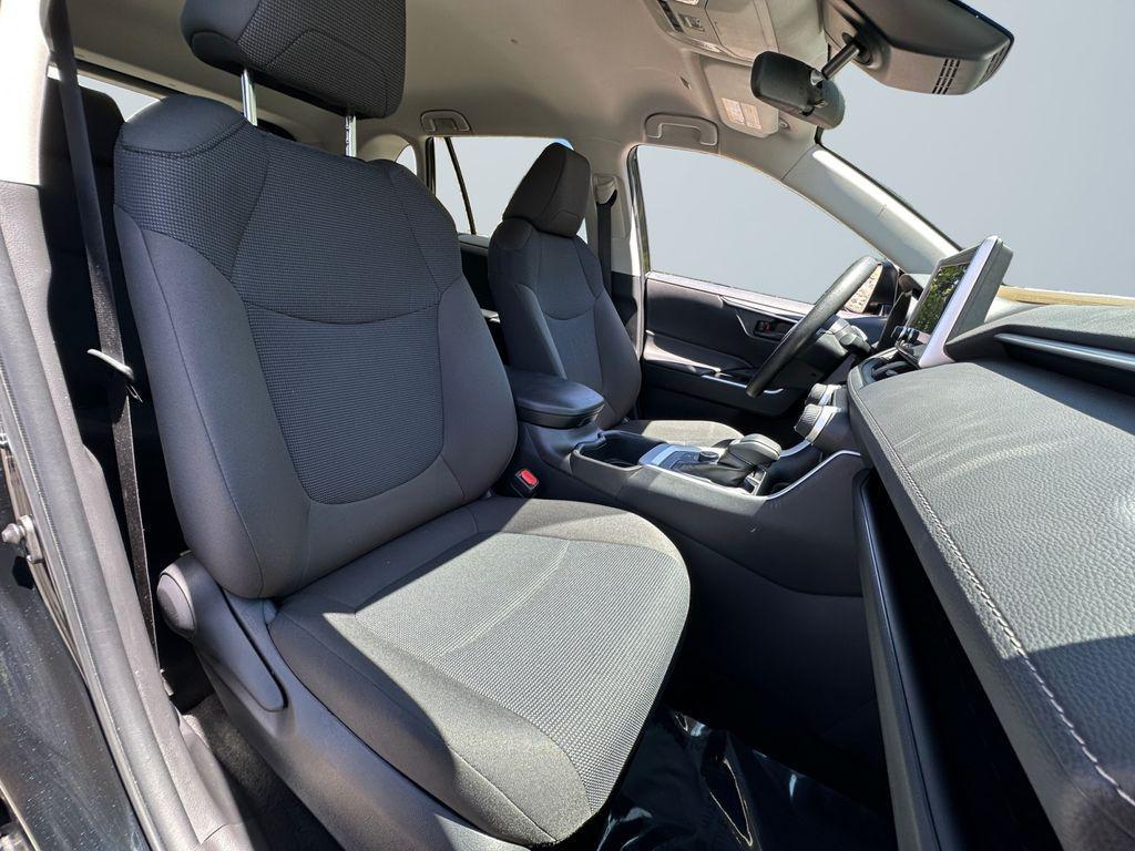 used 2025 Toyota RAV4 Hybrid car, priced at $33,300