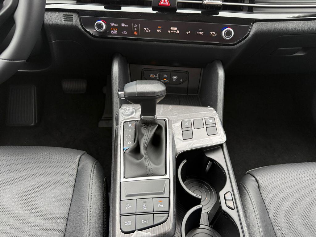 new 2026 Kia Sportage car, priced at $31,805