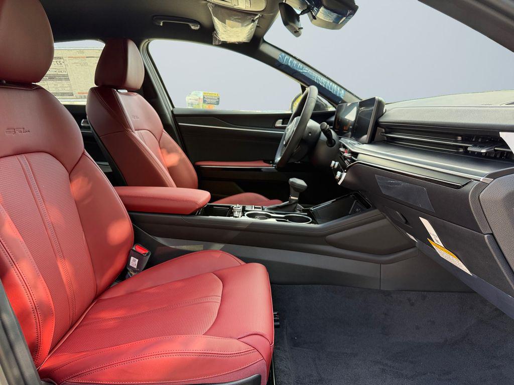 new 2026 Kia K5 car, priced at $31,080