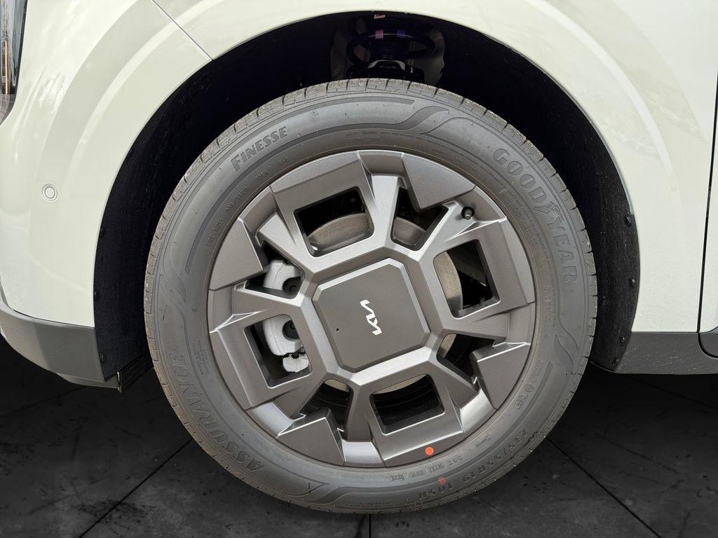 new 2026 Kia Carnival Hybrid car, priced at $48,350