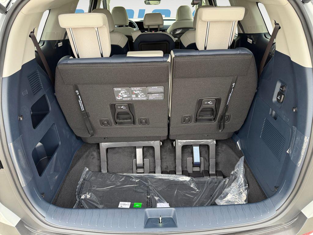 new 2026 Kia Carnival Hybrid car, priced at $48,350