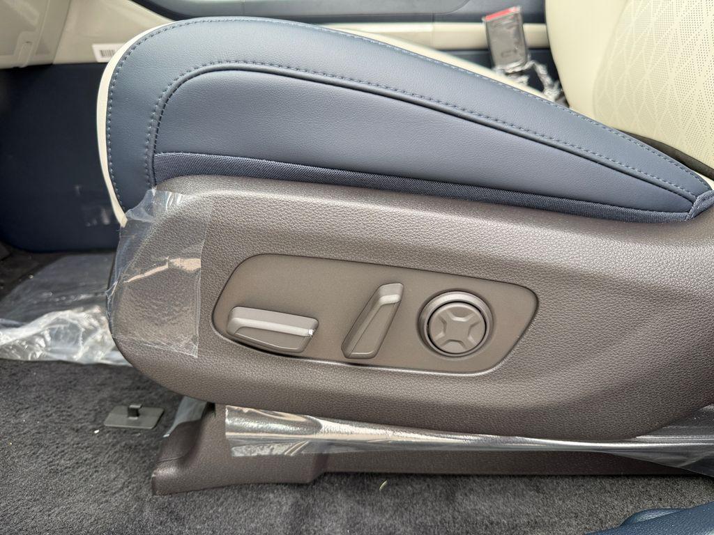 new 2026 Kia Carnival Hybrid car, priced at $48,350