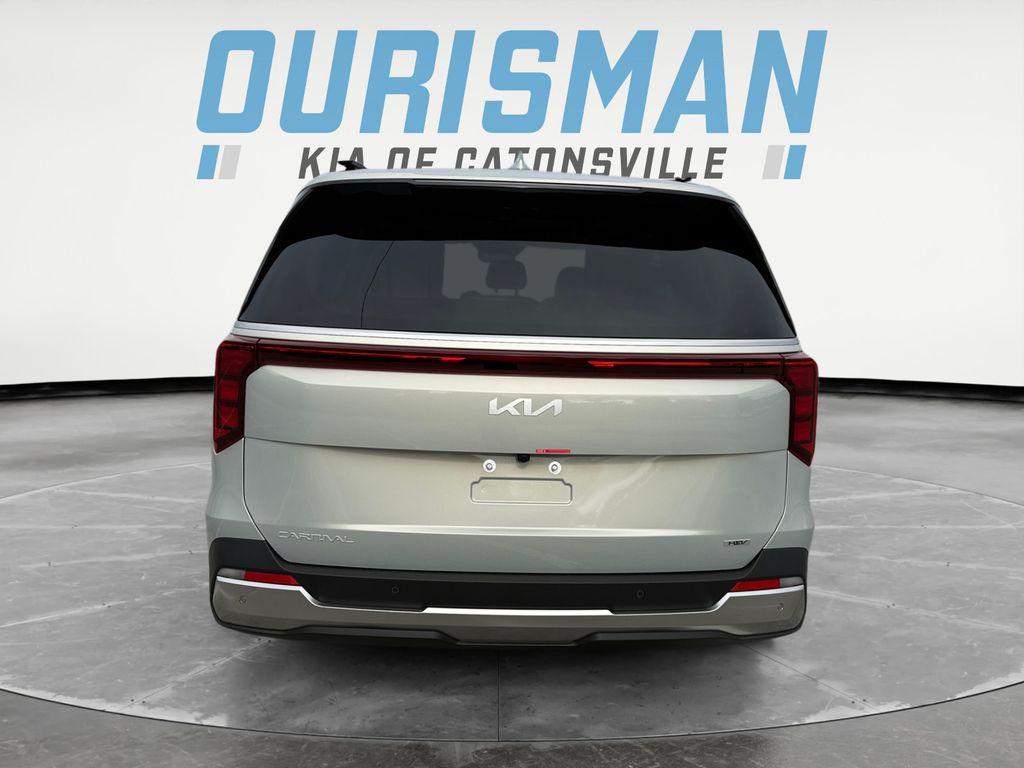 new 2026 Kia Carnival Hybrid car, priced at $48,350