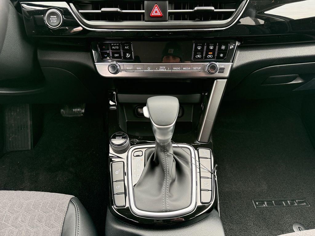 new 2026 Kia Seltos car, priced at $27,773