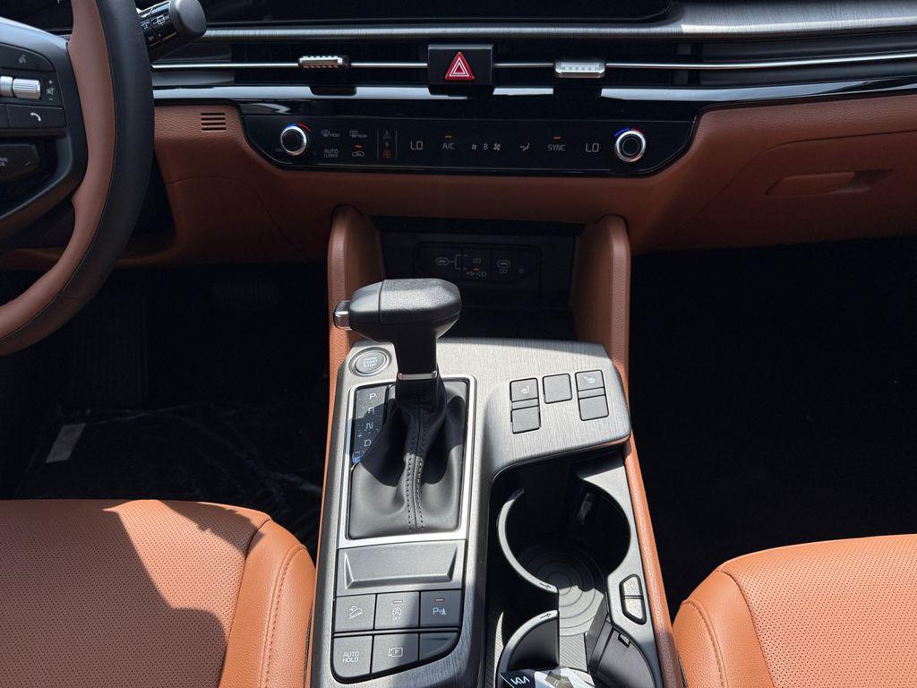 new 2026 Kia Sportage car, priced at $37,022