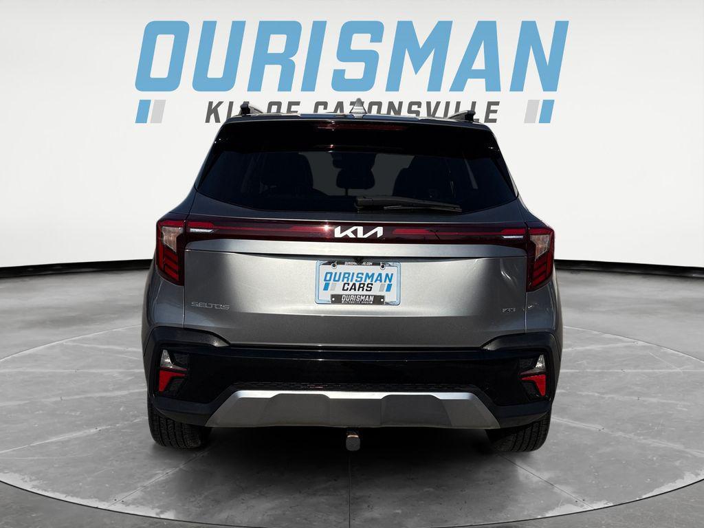 used 2024 Kia Seltos car, priced at $22,400