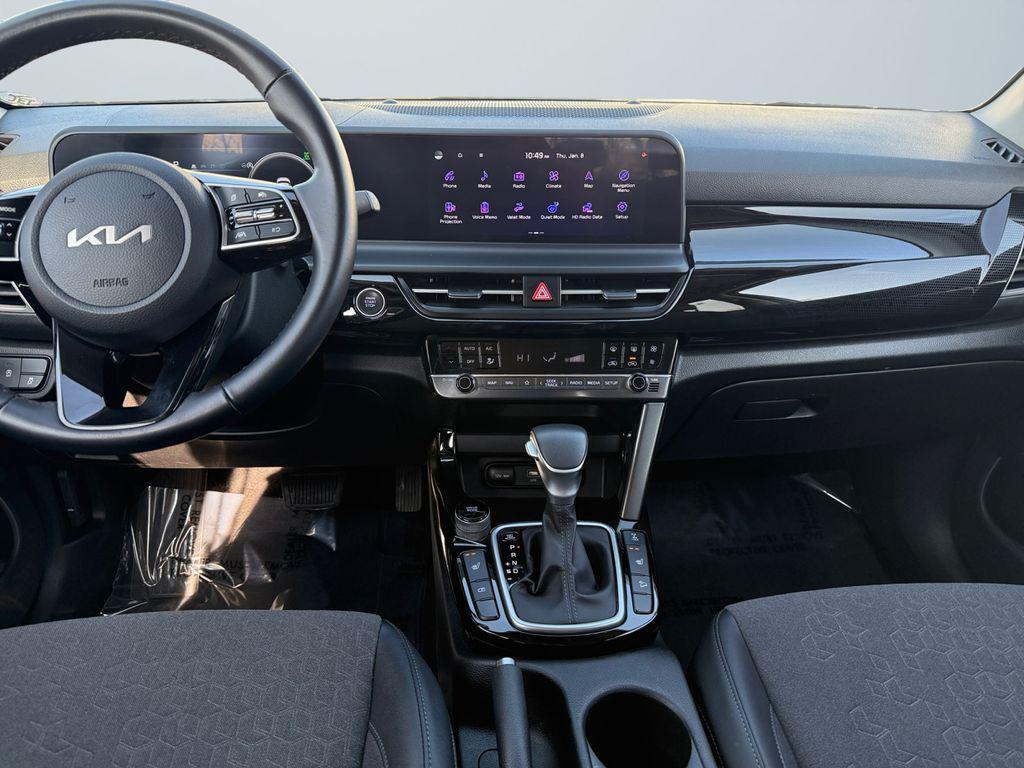 used 2024 Kia Seltos car, priced at $22,400