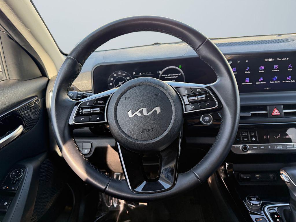 used 2024 Kia Seltos car, priced at $22,400