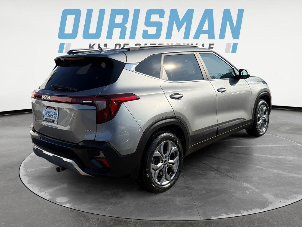 used 2024 Kia Seltos car, priced at $22,400