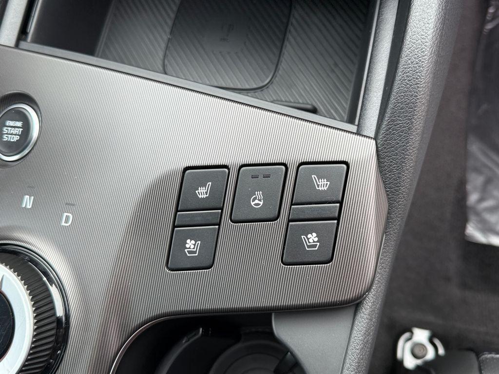 new 2026 Kia Sportage car, priced at $36,125