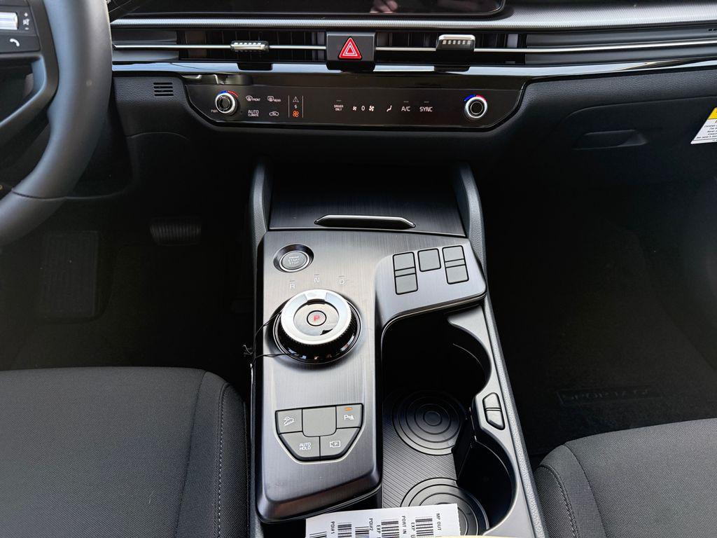 new 2026 Kia Sportage Hybrid car, priced at $30,658