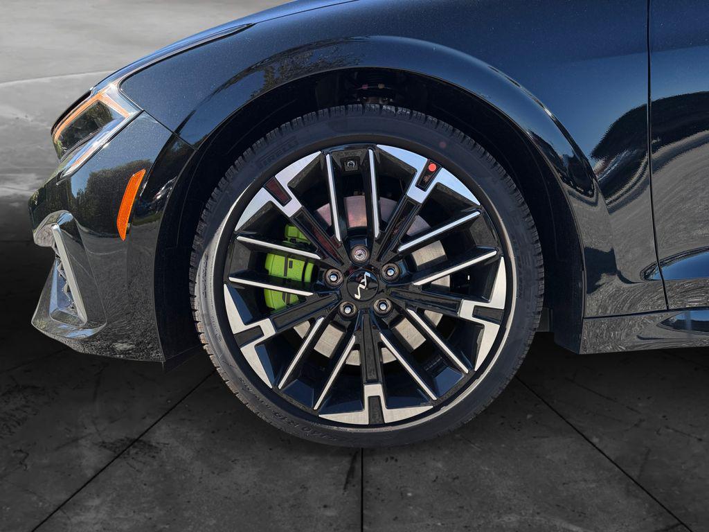 new 2026 Kia K5 car, priced at $33,490