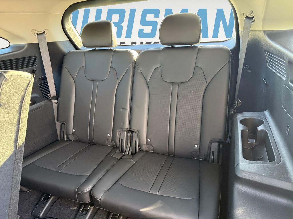 new 2026 Kia Sorento car, priced at $39,811