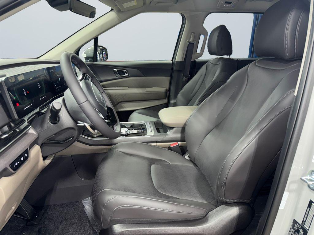 new 2026 Kia Carnival Hybrid car, priced at $43,570