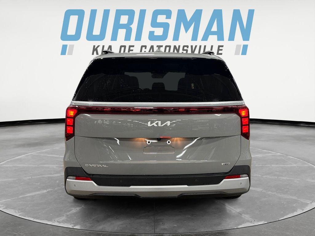 new 2026 Kia Carnival Hybrid car, priced at $43,570